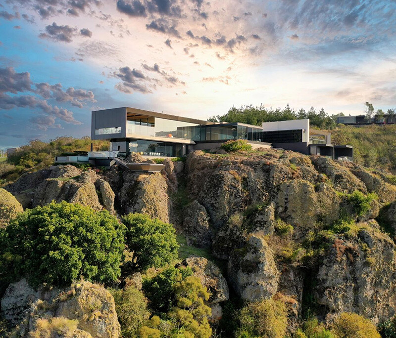 7500㎡的懸崖豪宅，這奢華太刺激了！